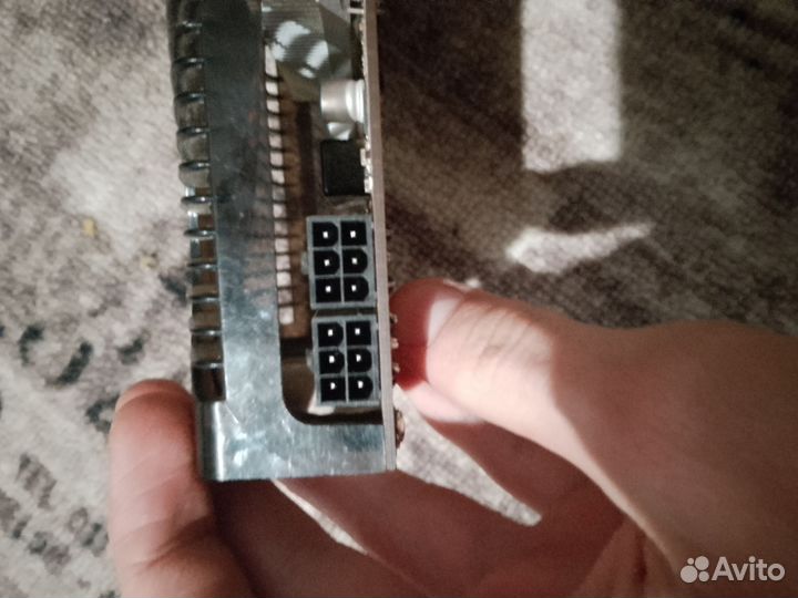 Видеокарта 512 мб