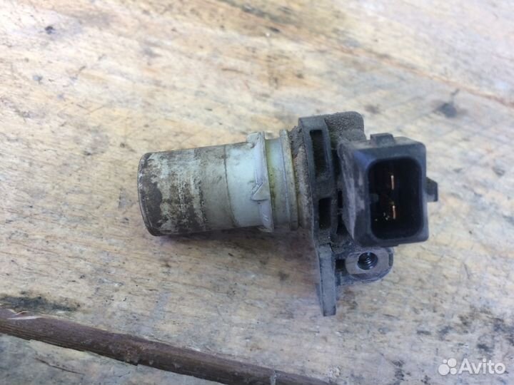 Датчик положения коленвала Ford Focus 2 дизель