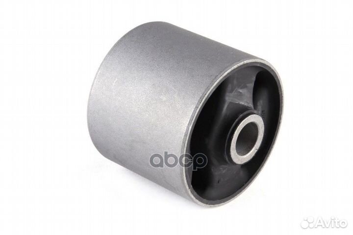 Сайлентблок mitsubishi pajero III montero V65W