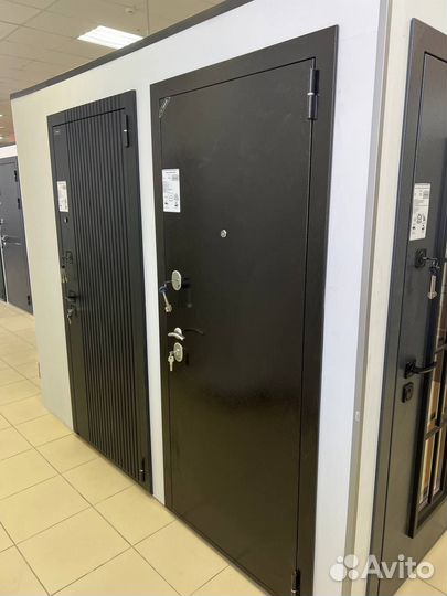 Дверь входная 