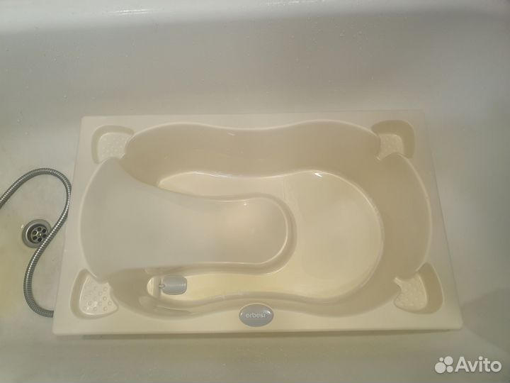 Ванночка для купания с горкой