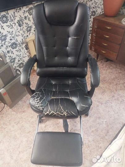 Офисное компьютерное кресло