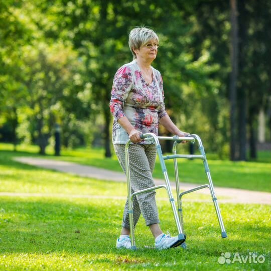 Аренда инвалидных колясок, костылей, ходунков