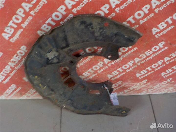 Пыльник тормозного диска передний левый Lexus Rx