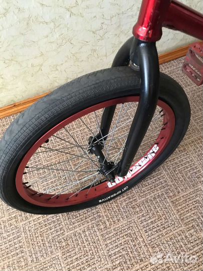 Трюковой велосипед bmx