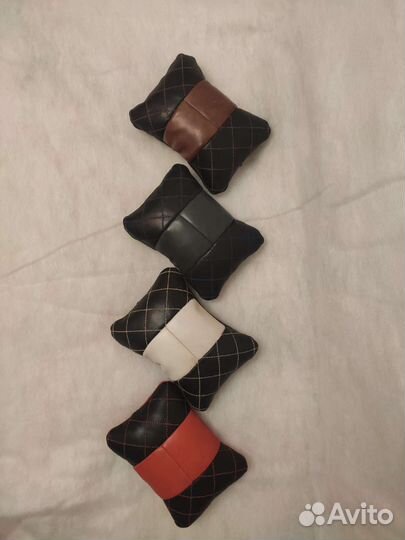 Автомобильные подушки из натуральной кожи