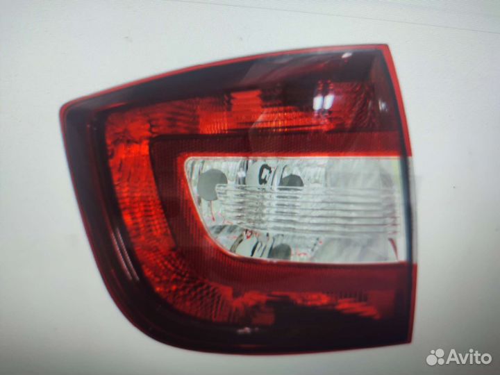 Фонарь задний левый skoda rapid