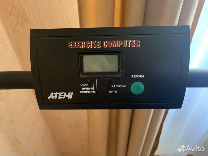 Механическая беговая дорожка