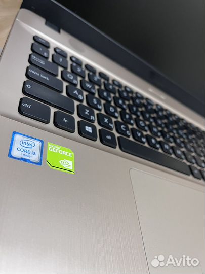 Ноутбук asus core i3
