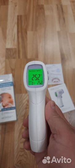 Медицинский бесконтактный термометр