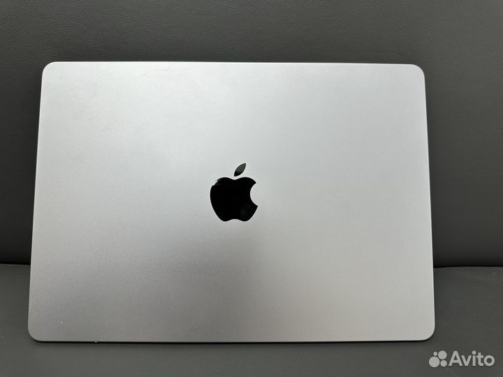 Apple macbook air 13 2022 m2