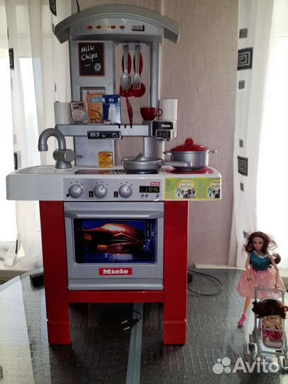 Детские игрушки кухня