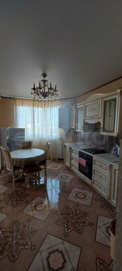 2-к. квартира, 75 м², 3/4 эт.