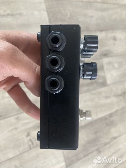 Гитарная педаль AMT R2