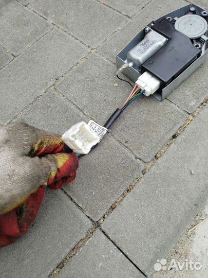 Моторчик люка Ниссан x-trail/хтрейл т31 2008г