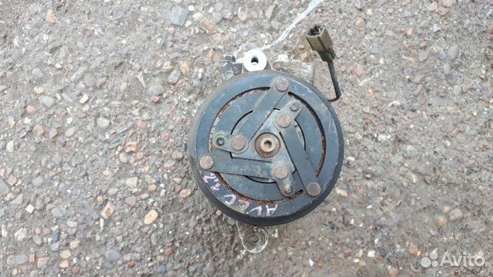 Компрессор кондиционера Chevrolet Aveo T250