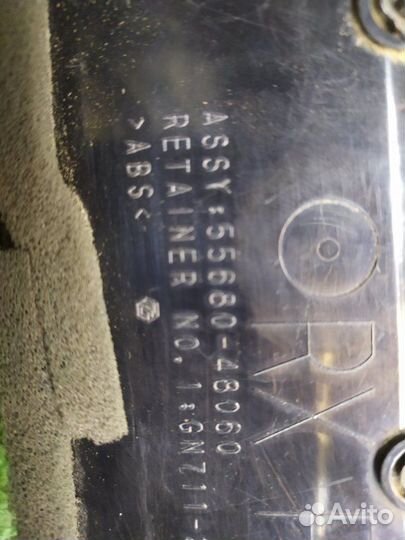 Дефлектор воздушный передний правый Lexus Rx AL10