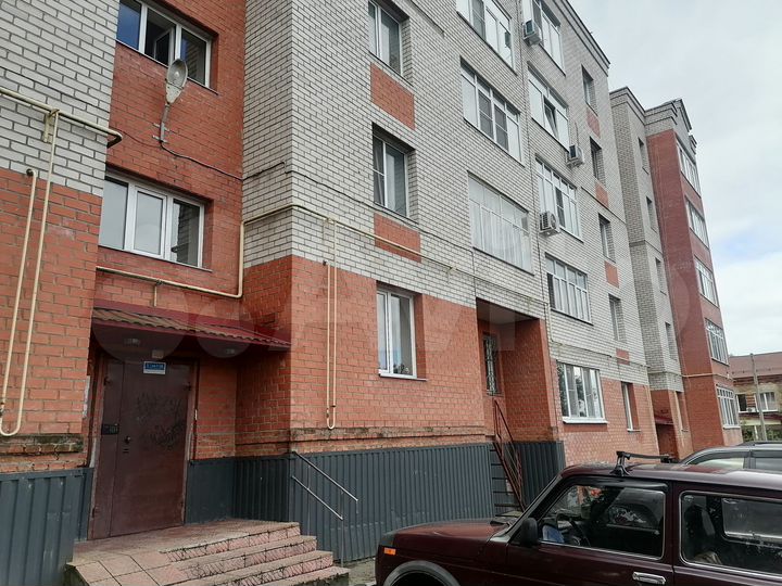 1-к. квартира, 44 м², 2/5 эт.