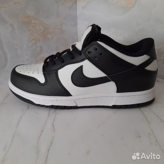 Кроссовки Nike Dunk Low Retro Black White