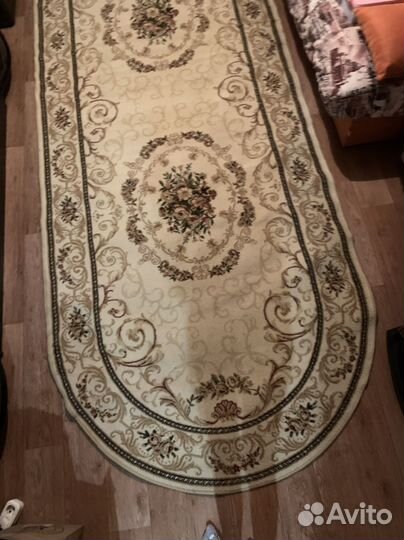 Ковры и паласы бу 4м на 1,5 м
