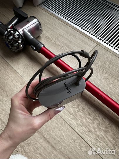 Беспроводной пылесос Dyson v6