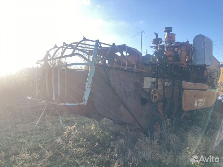 Комбайн Енисей Енисей-1200, 1992