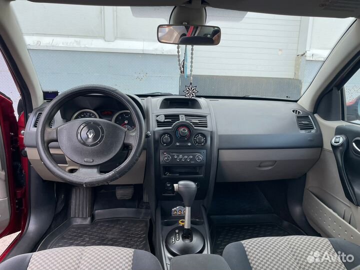 Renault Megane 1.6 AT, 2004, 140 000 км