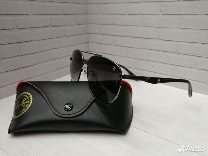 Солнцезащитные очки RayBan Aviator Scuderia F
