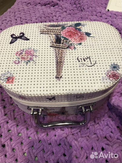 Чемоданчик для хранения косметики и другого