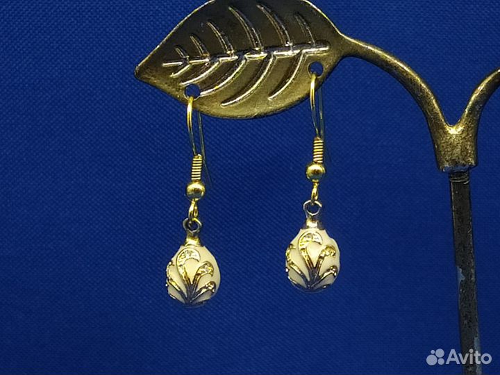 Миниатюрные серьги в стиле Фаберже