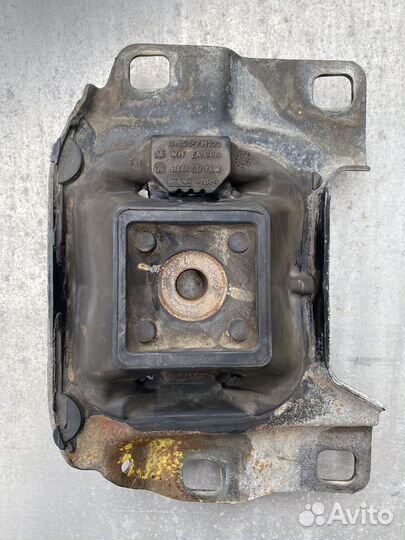 Комплект опор для Ford Focus 2