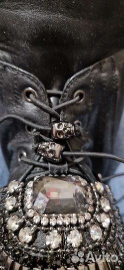 Чёрные шнурки с черепами, 4 шт