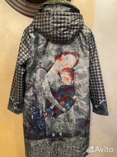 Дизайнерское Пальто под крылом ангела