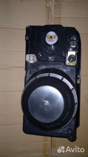 Фара передняя левая ваз 2107