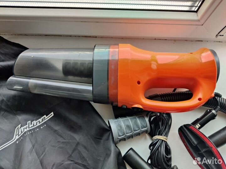 Автомобильный пылесос