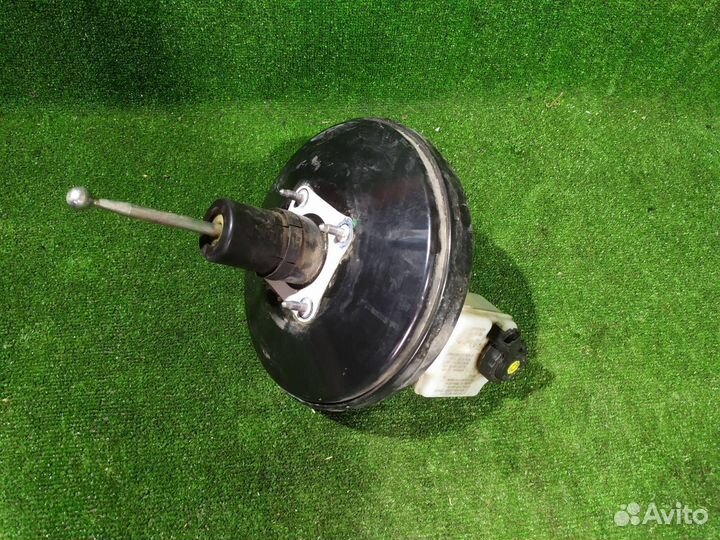 Вакуумный усилитель тормозов Volkswagen Jetta