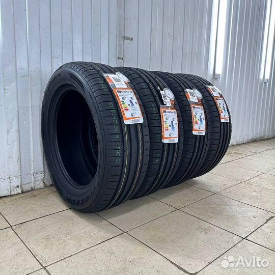 Tracmax X-Privilo TX3 225/45 R19