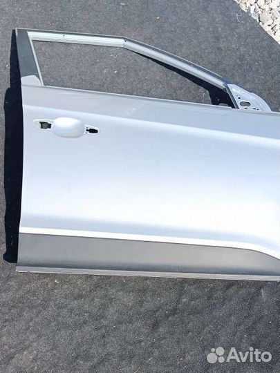 Дверь передняя правая 76004M0000