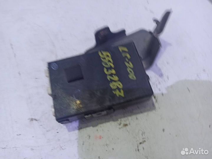 Блок управления Лексус LX 3