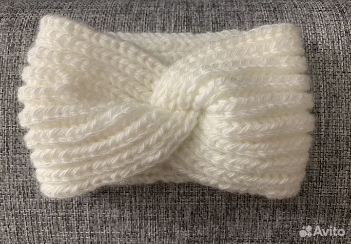 Повязка на голову вязаная