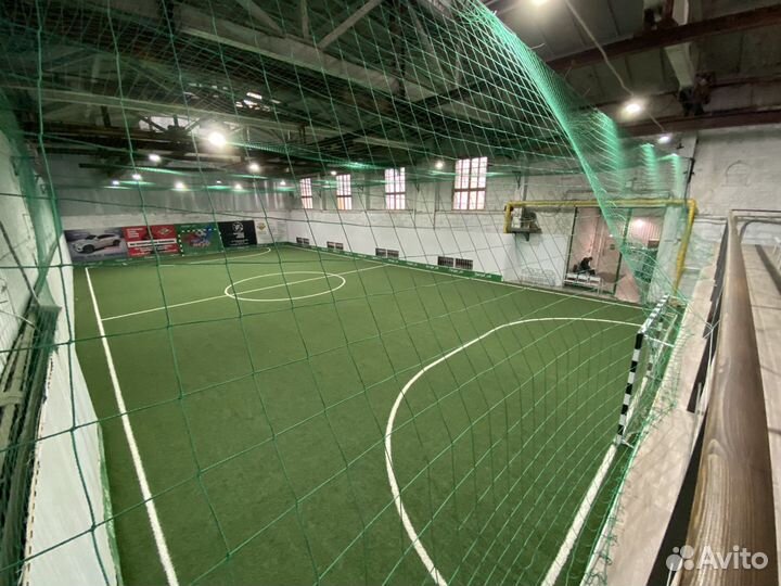 Почасовая аренда футбольного зала и открытого поля