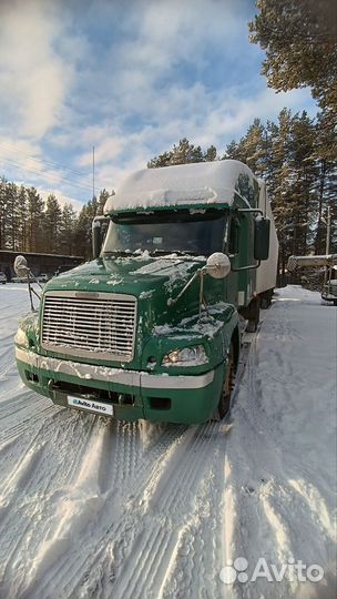 Freightliner ST120064ST с полуприцепом, 2002