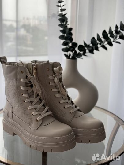 Ботинки женские 37 размер