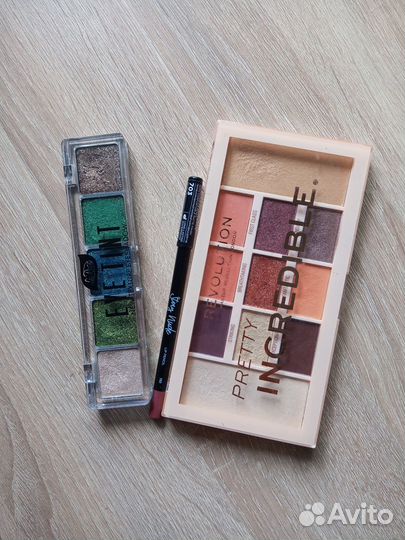 Revolution, La Rosa тени, Parisa карандаш