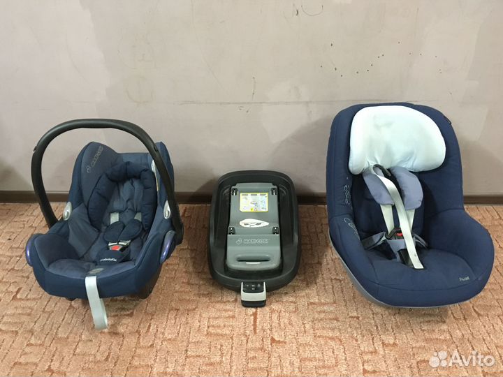 Детское автокресло комплект Maxi-Cosi бу