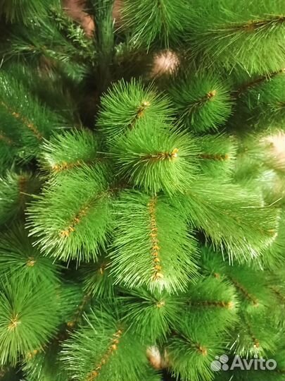 Елка искусственная