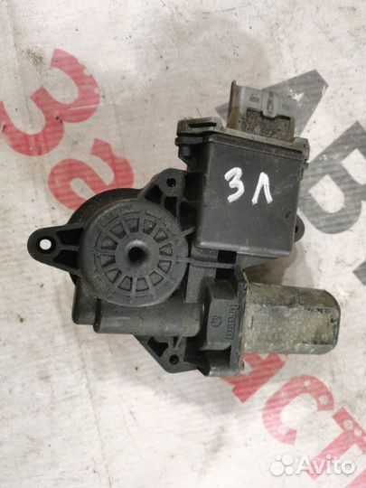 Мотор стеклоподъемника задний левый Peugeot 3008