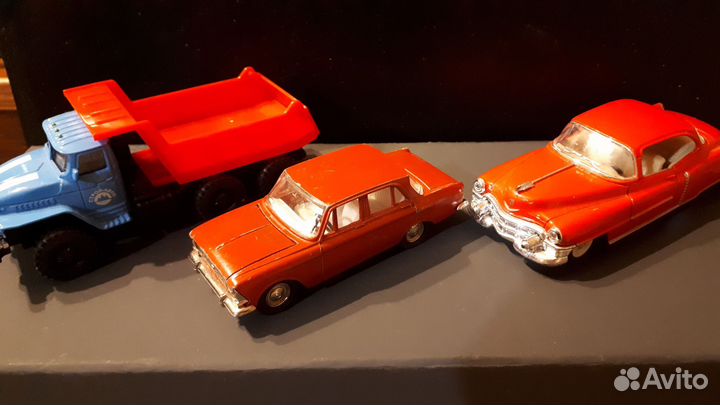 Модели автомобилей 1:43