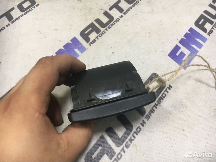 Пепельница центральной консоли задняя бад Ф3