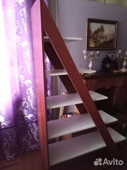 Стеллаж для книг